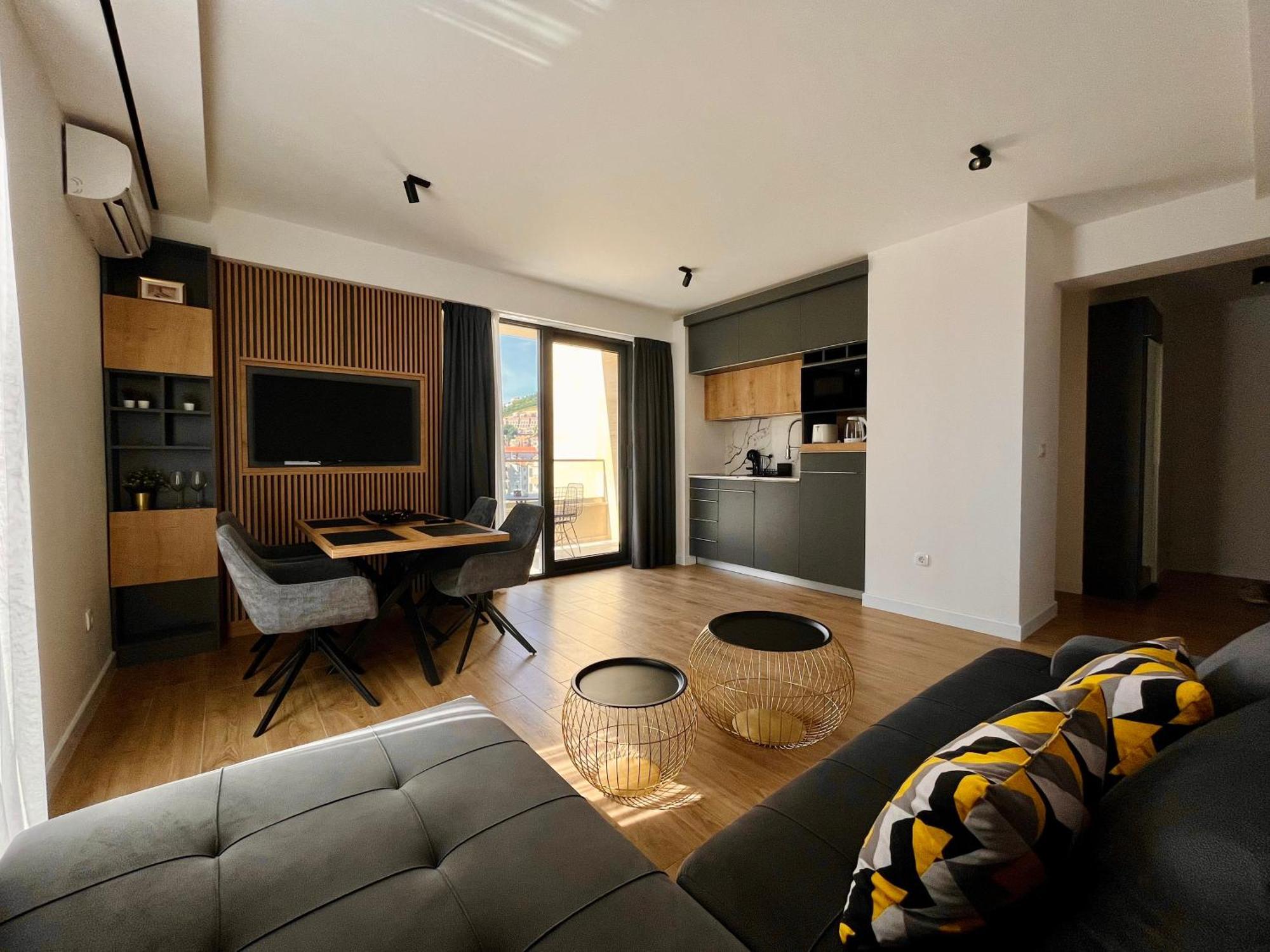 부드바 Мamma Mia Аpartments 아파트 외부 사진
